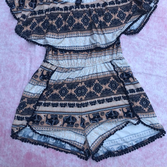Rue 21 Romper Elephant Print Women’s Size M - Picture 9 of 9